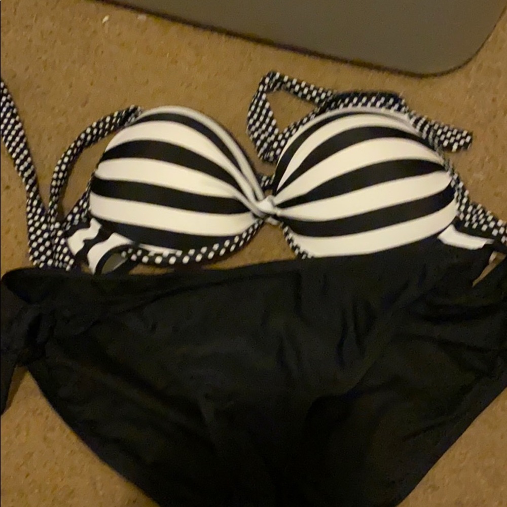 Bathing suit